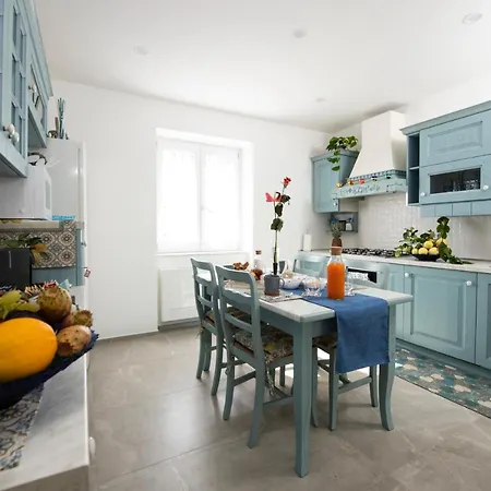 La Casa Di Sam * Amalfi