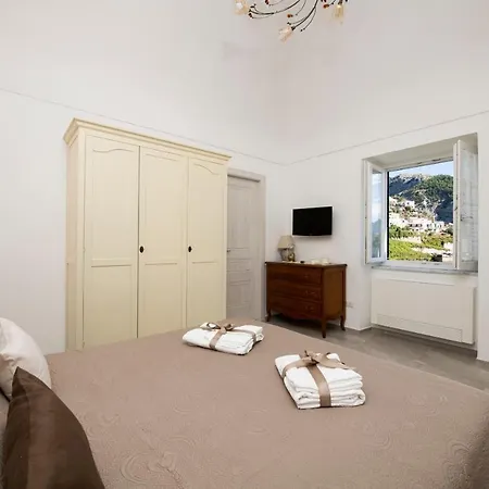 La Casa Di Sam Holiday home